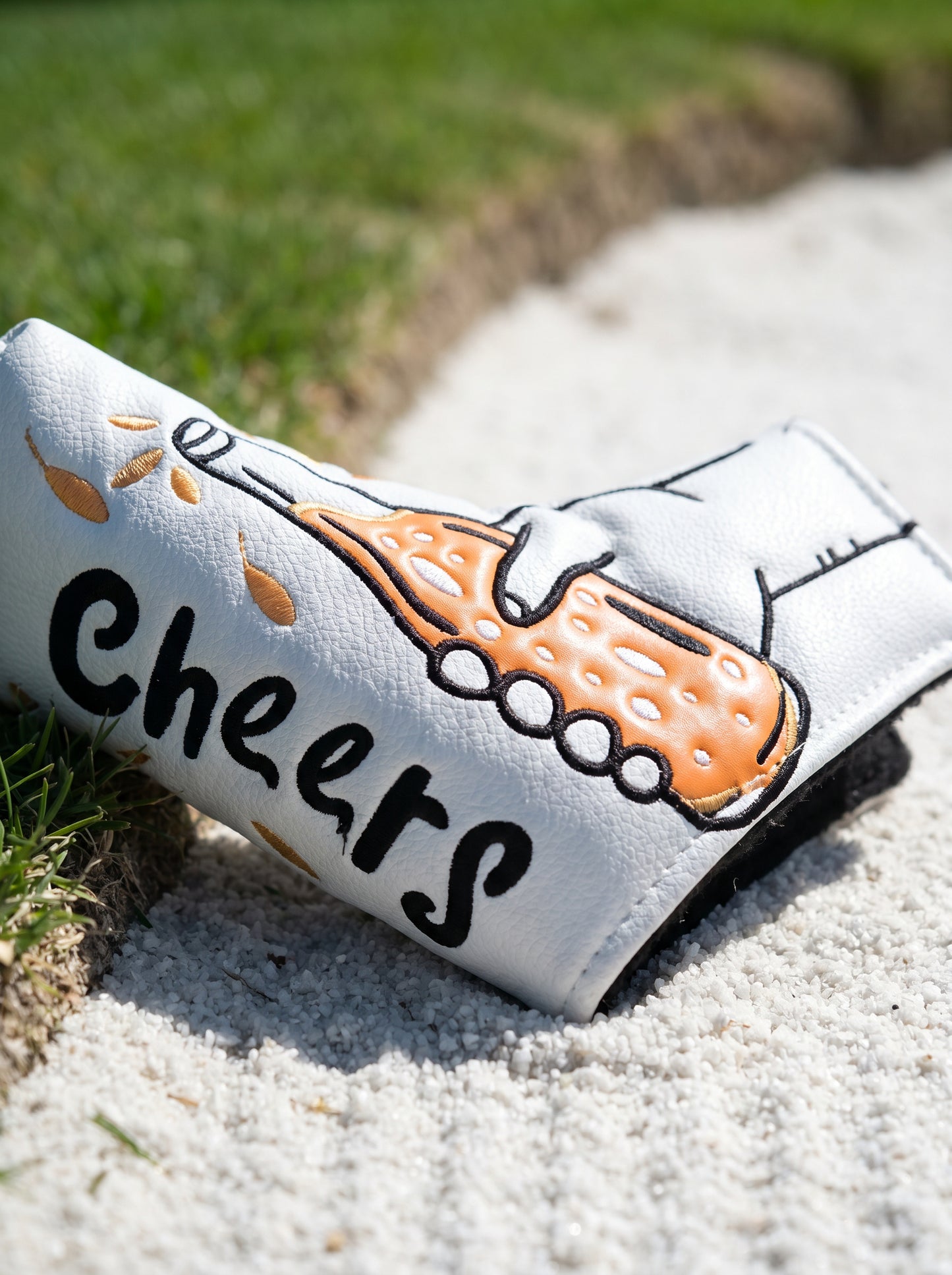 “Cheers” Blade Putter Head Cover – Magnetic PU Leather Golf Cover
